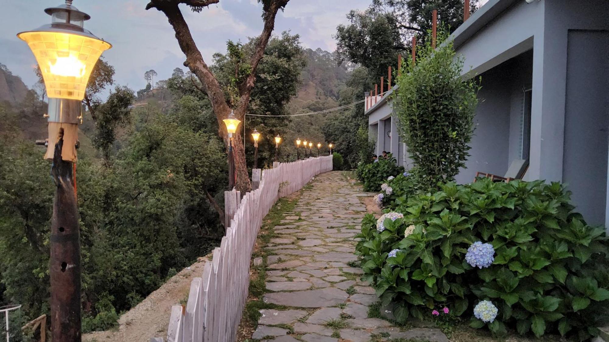 Shiva Valley Resort Kokhliyal Gaon Exteriér fotografie